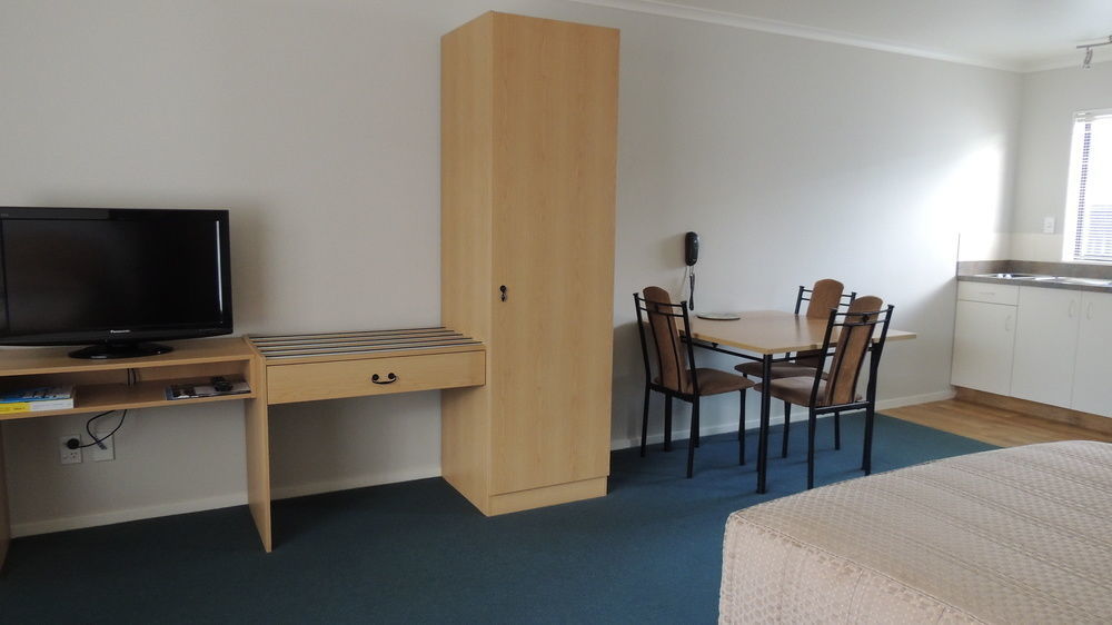 Central Motor Lodge Morrinsville Екстер'єр фото